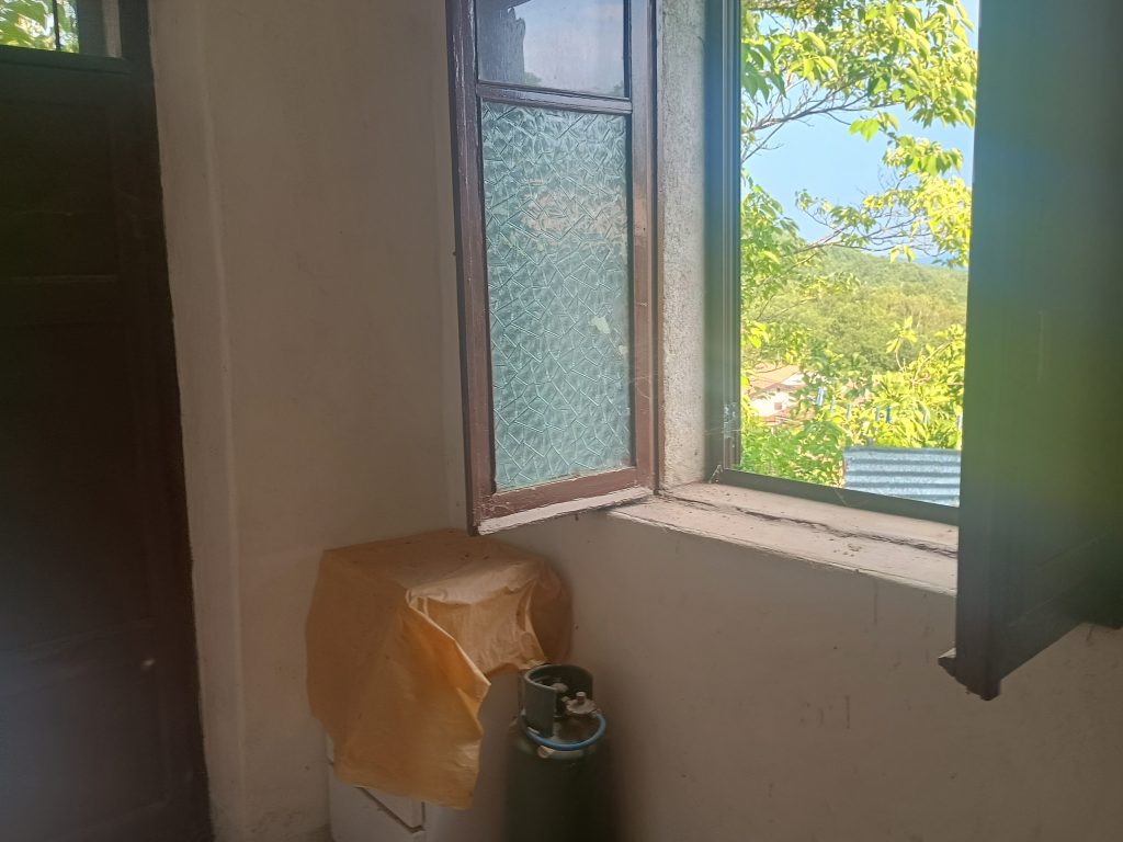 Detached house in the thermal area (via Cremonesi, 76)