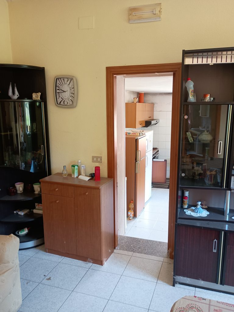 Casa indipendente con vista panoramica (c.da Varrazzo, 53)