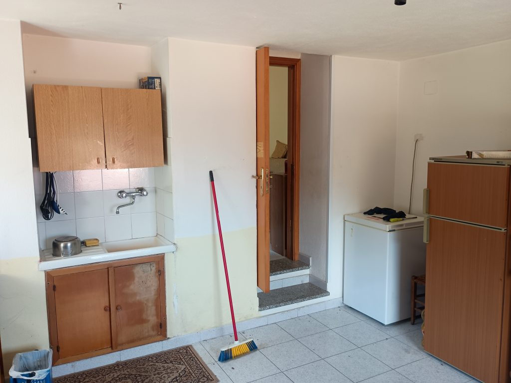 Casa indipendente con vista panoramica (c.da Varrazzo, 53)