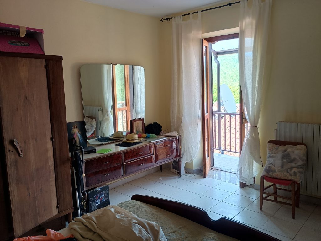 Casa indipendente con vista panoramica (c.da Varrazzo, 53)
