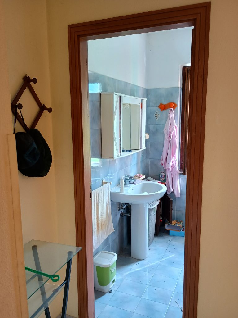 Casa indipendente con vista panoramica (c.da Varrazzo, 53)