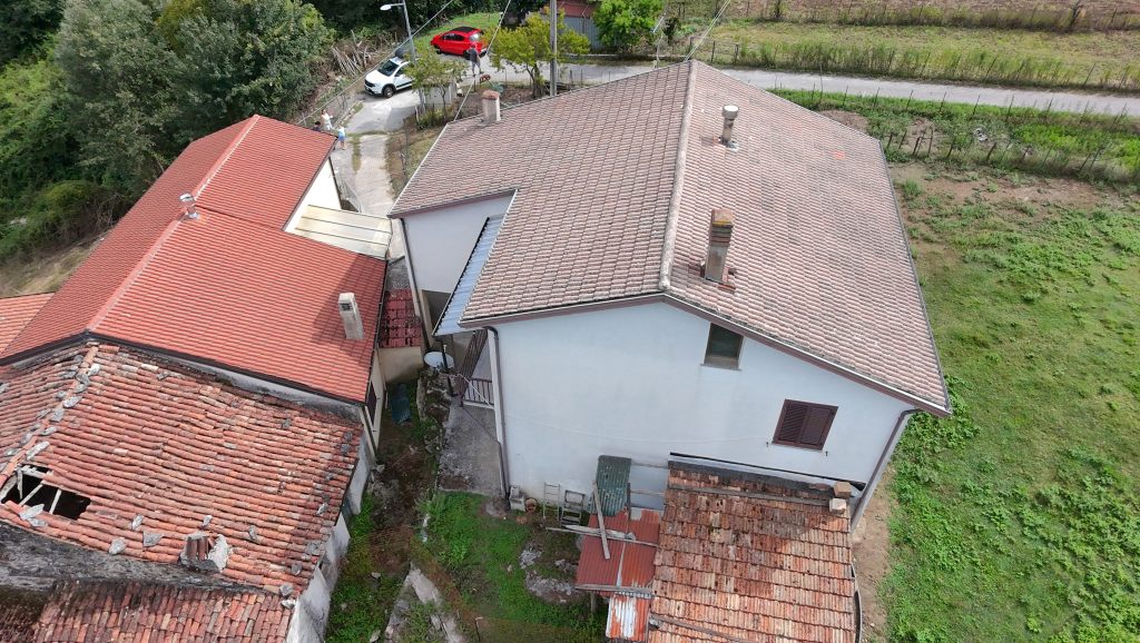 Casa indipendente con vista panoramica (c.da Varrazzo, 53)