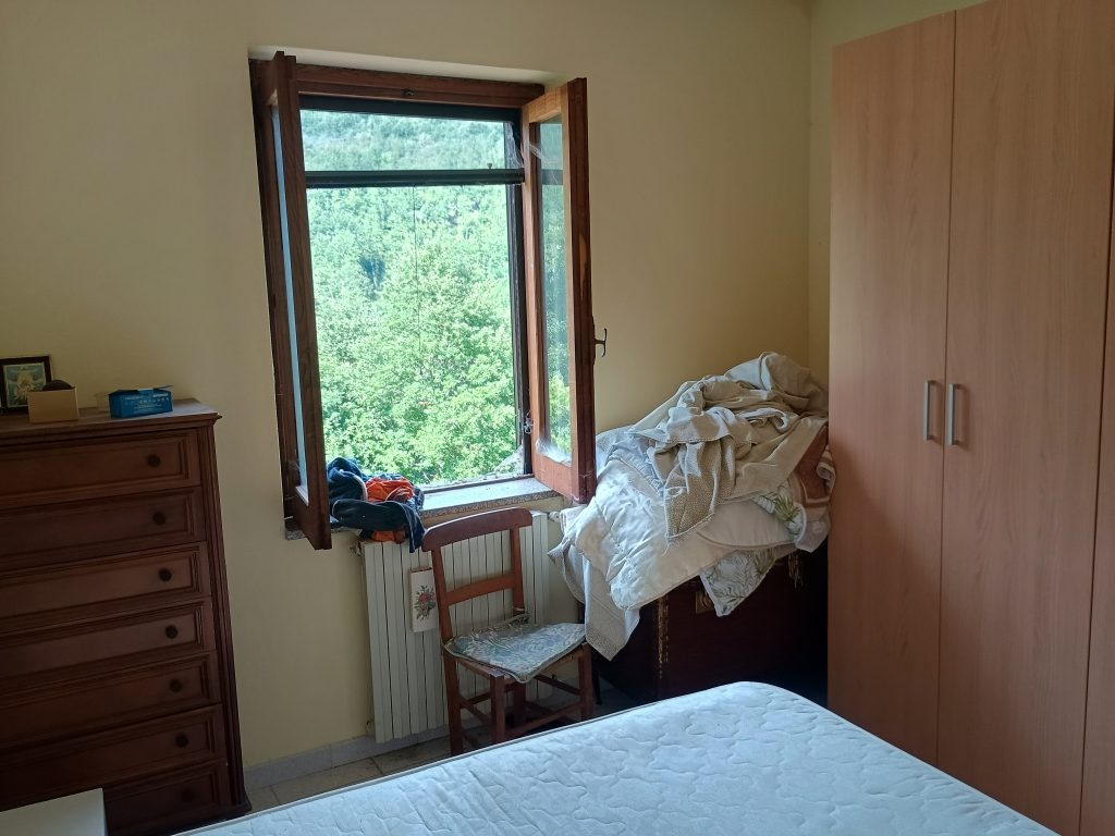 Casa indipendente con vista panoramica (c.da Varrazzo, 53)