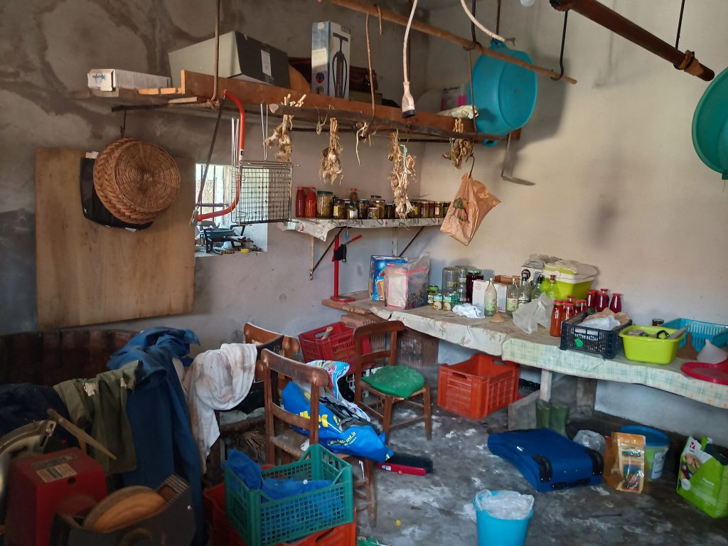 Casa indipendente con vista panoramica (c.da Varrazzo, 53)