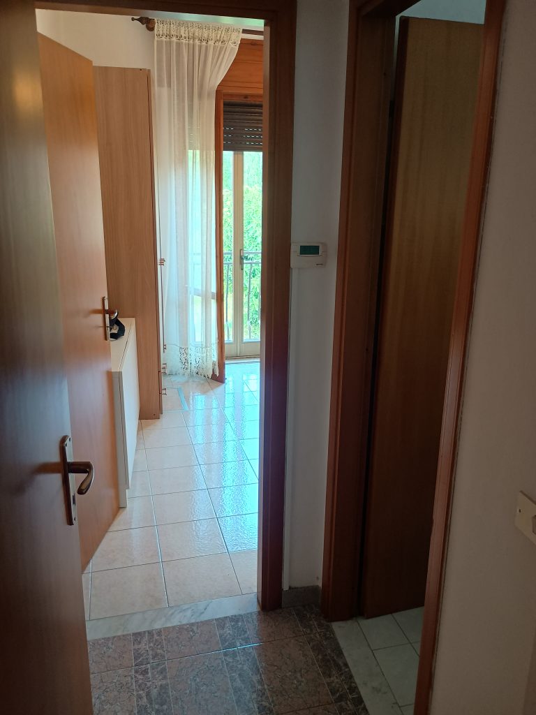 Detached house in Agromonte Mileo hamlet (corso Rita Levi Montalcini, 378)