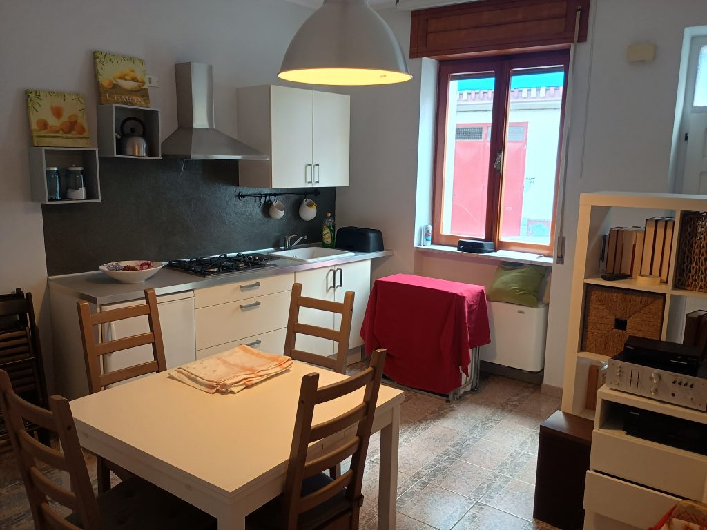 Detached house in Agromonte Mileo hamlet (corso Rita Levi Montalcini, 378)