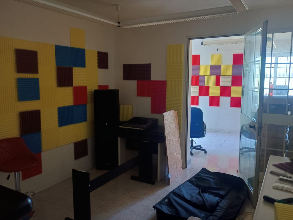 Casa indipendente con garage nel centro urbano (via Scasci, 24)