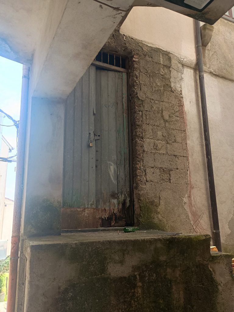 Detached house with terrace in the urban centre (piazza Umberto I°, 7 i.2)