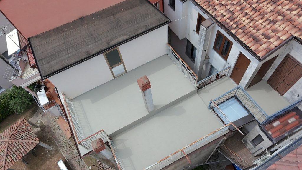 Detached house with terrace in the urban centre (piazza Umberto I°, 7 i.2)