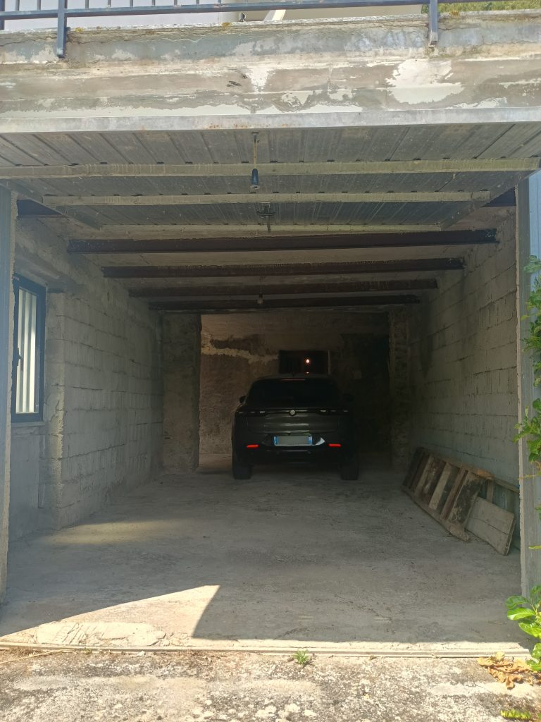 Detached house with terrace, land and garage (via Angelo Diego, 56 A/B)