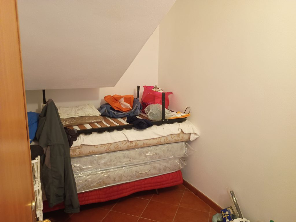 Detached house with terrace, land and garage (via Angelo Diego, 56 A/B)