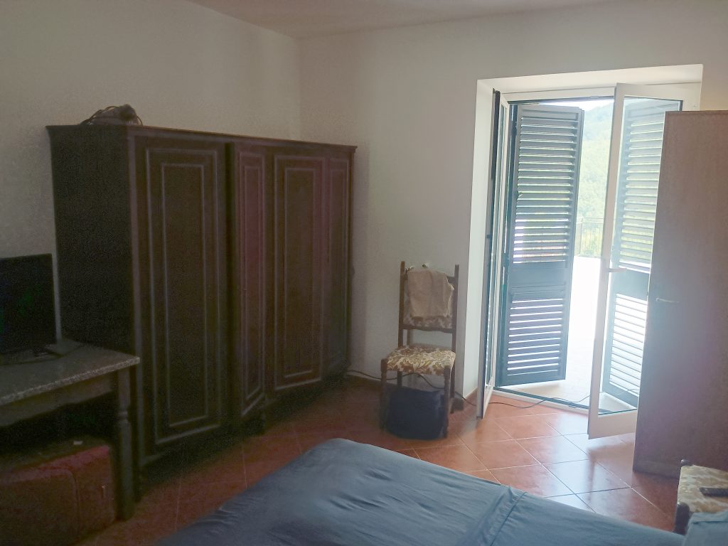 Detached house with terrace, land and garage (via Angelo Diego, 56 A/B)