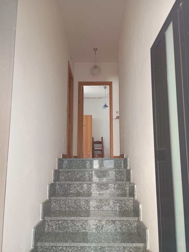 Detached house with terrace, land and garage (via Angelo Diego, 56 A/B)