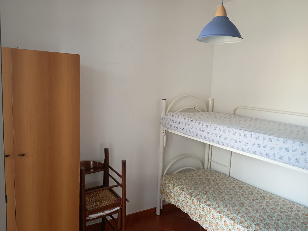 Detached house with terrace, land and garage (via Angelo Diego, 56 A/B)