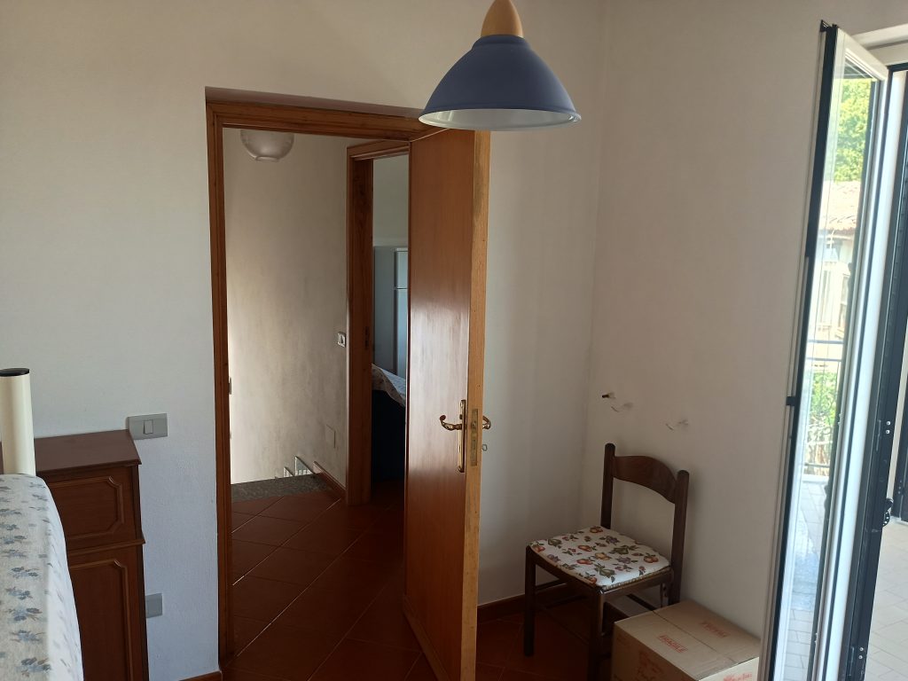 Detached house with terrace, land and garage (via Angelo Diego, 56 A/B)