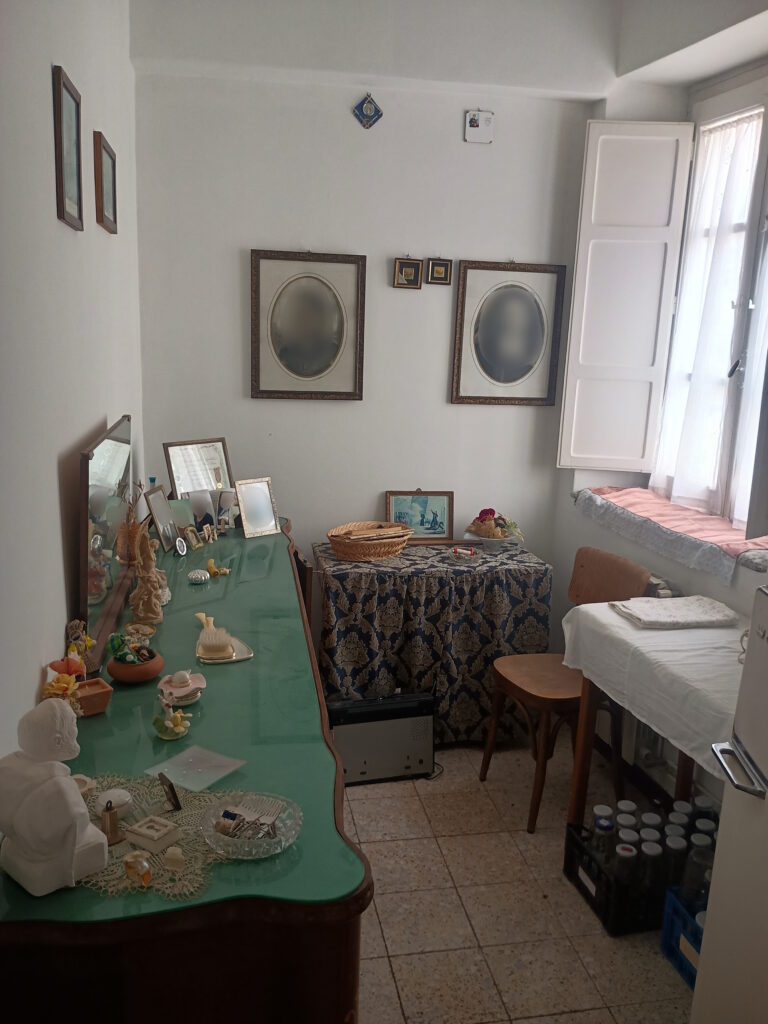 Detached house in the urban centre (via Roma, 41)