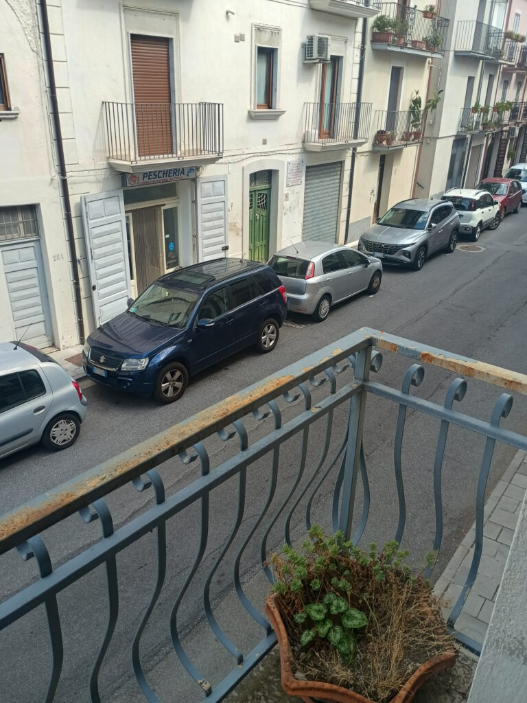 Detached house in the urban centre (via Roma, 41)